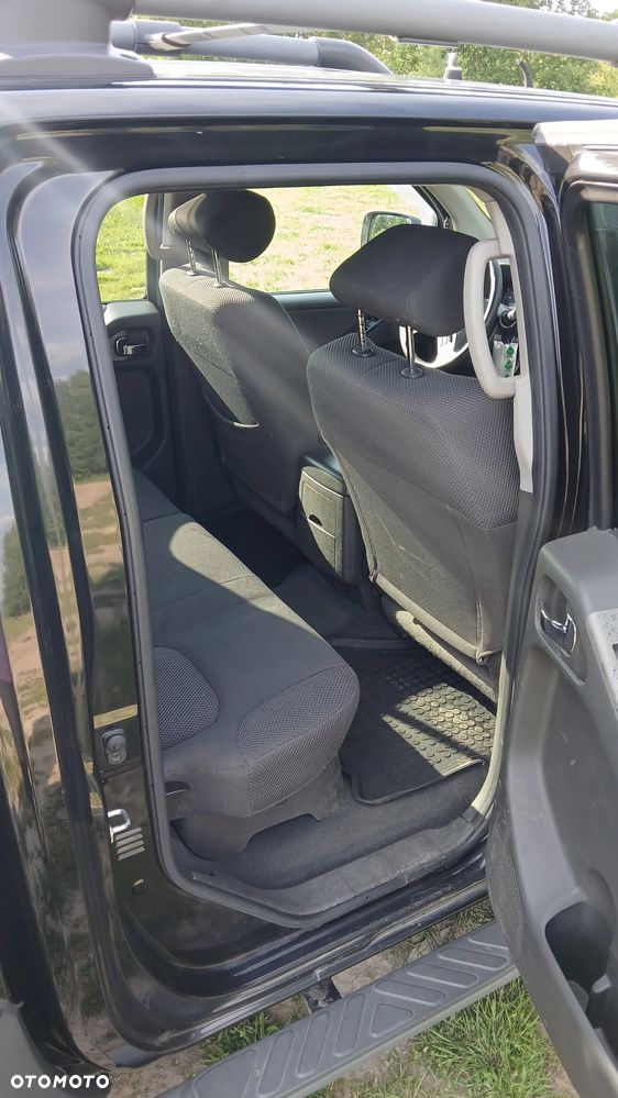 Nissan Navara 2.5 D Platinum - 17