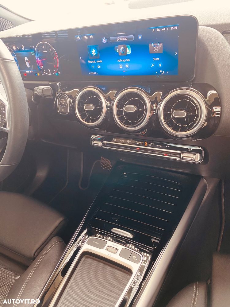 Mercedes-Benz GLA - 19