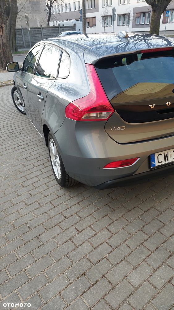Volvo V40 D2 - 4
