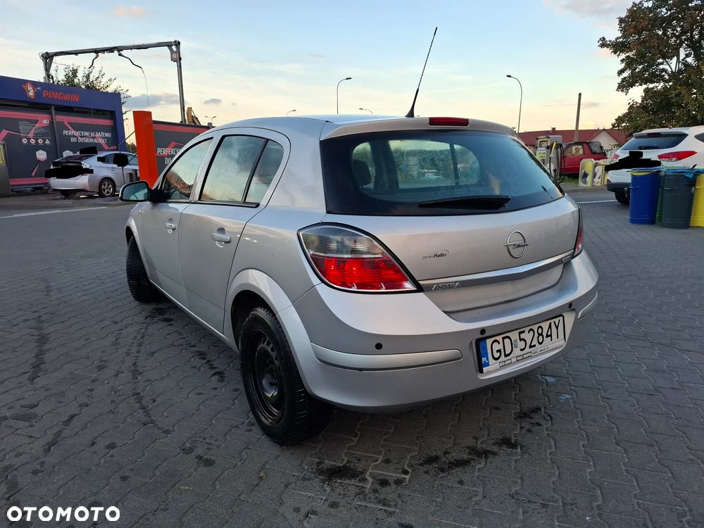 Opel Astra 1.3 CDTI Enjoy - 4