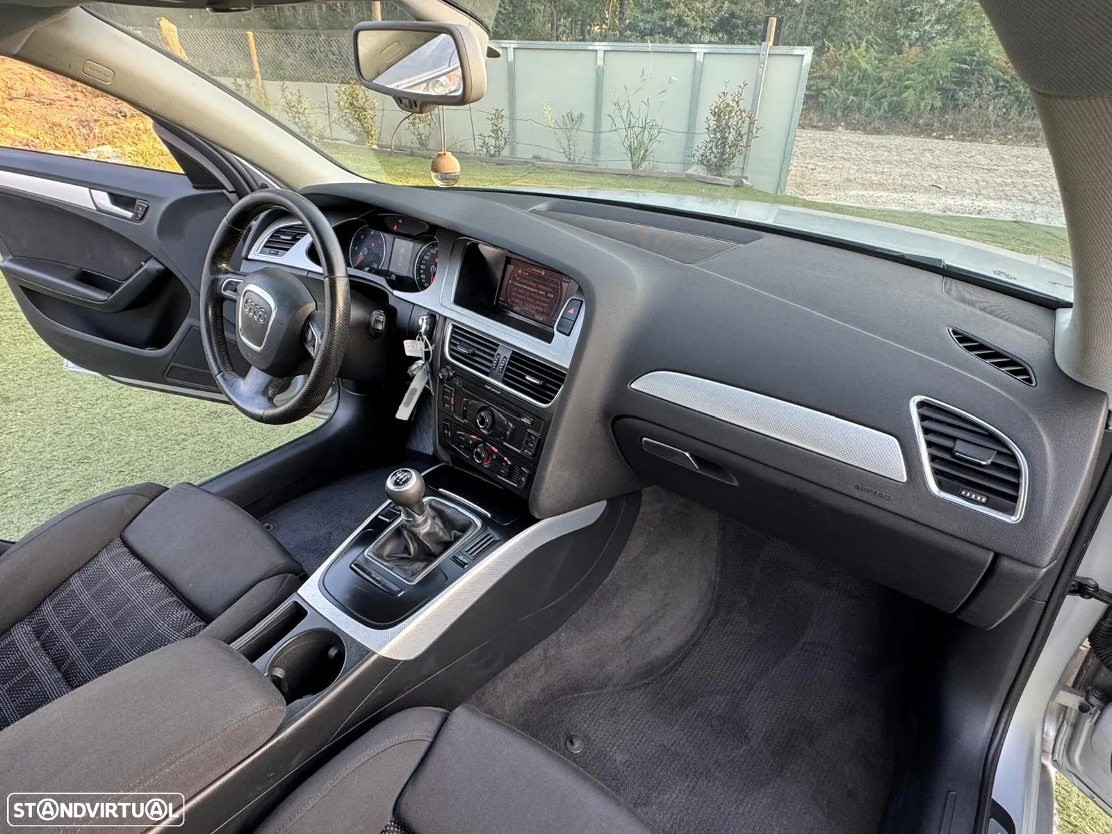 Audi A4 2.0 TDI - 9
