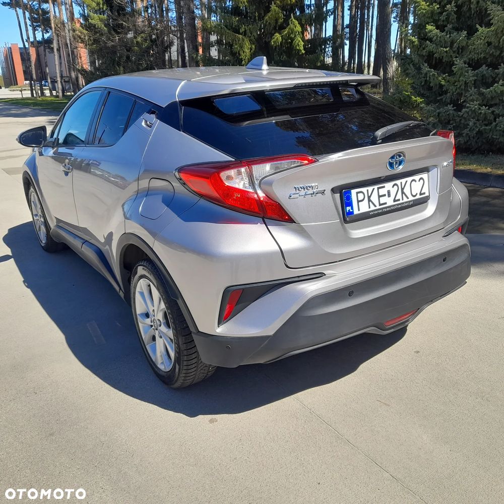 Toyota C-HR - 6
