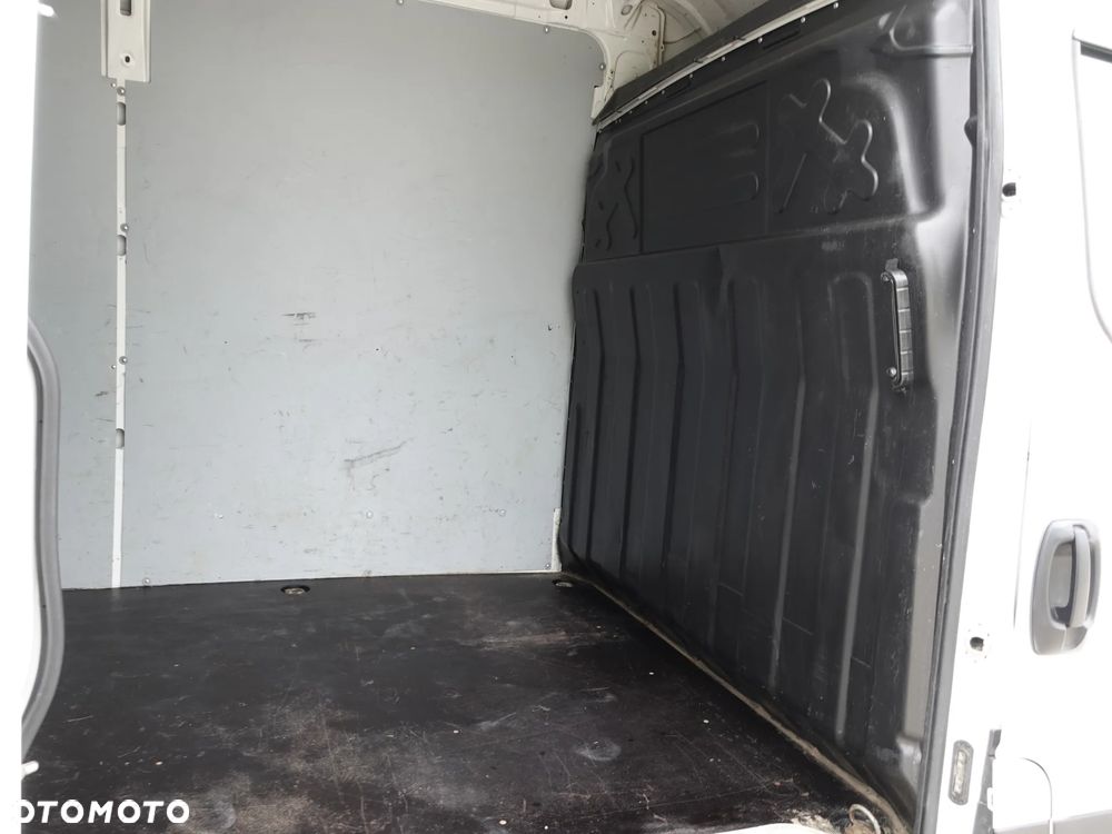 Iveco 35S14 L3H2 - 35