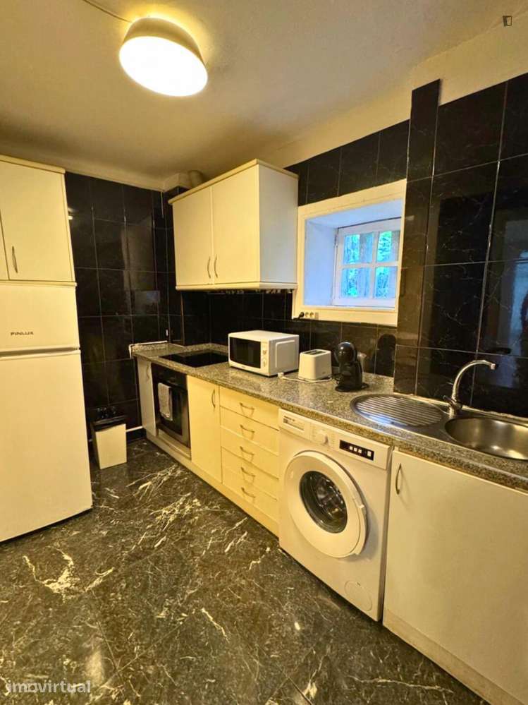 Apartamento com 3 quartos - localizado em Lordelo do Ouro Porto - Grande imagem: 2/18