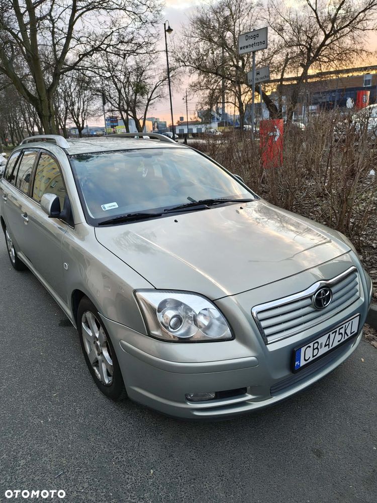 Toyota Avensis 1.8 VVT-i Luna - 1