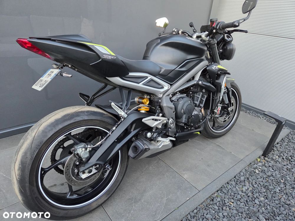 Triumph Street Triple - 7