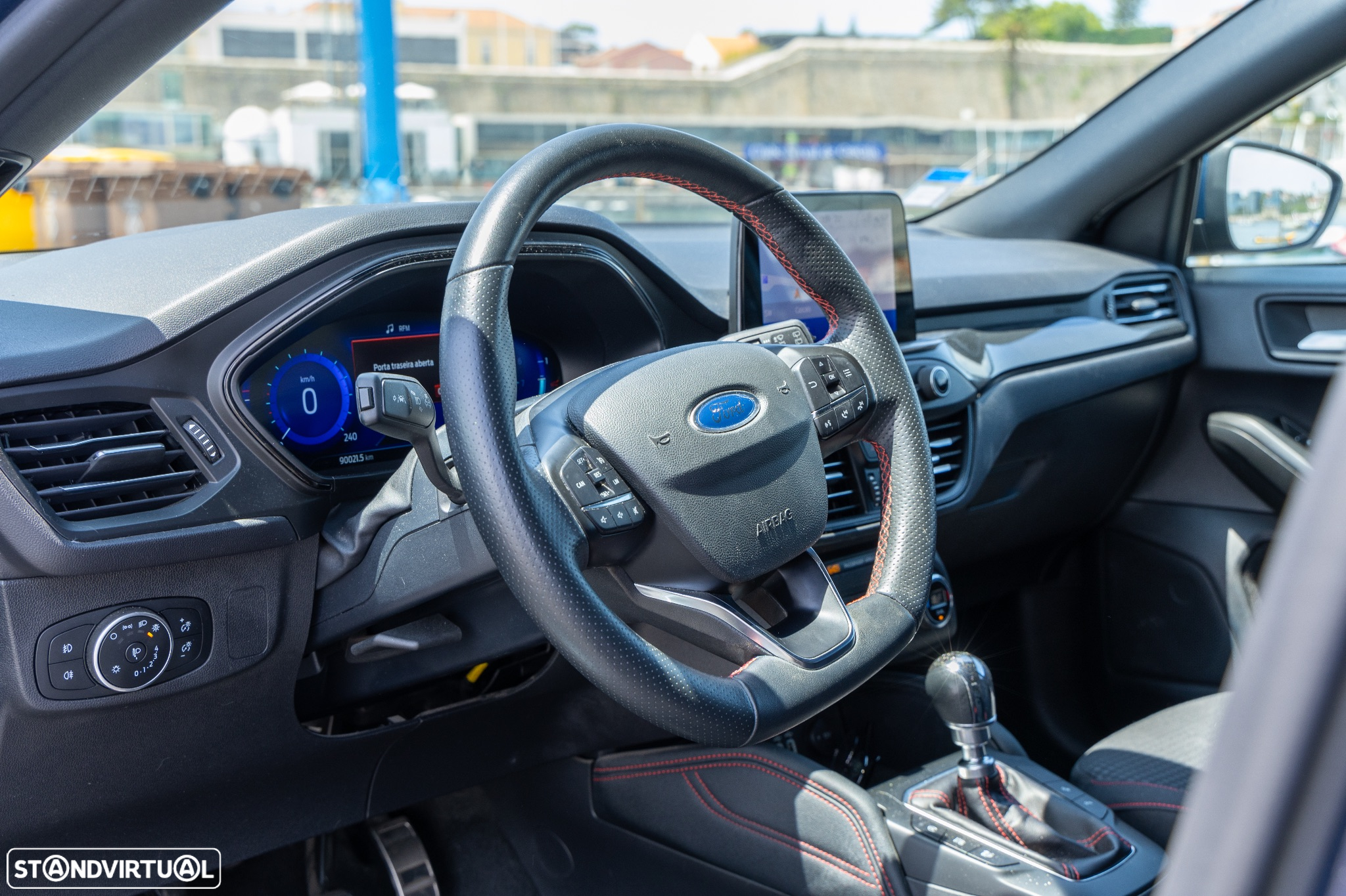 Ford Focus 1.0 EcoBoost MHEV ST-Line - 14