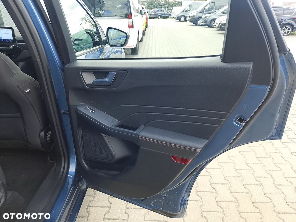 Ford Kuga 2.5 FHEV FWD ST-Line - 11