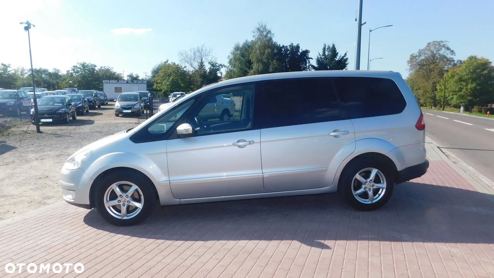 Ford Galaxy - 24