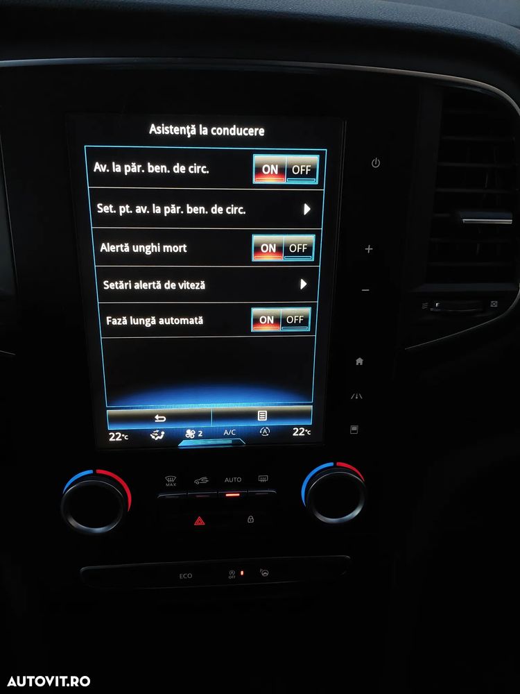 Renault Megane ENERGY dCi 110 Start & Stop Bose Edition - 27