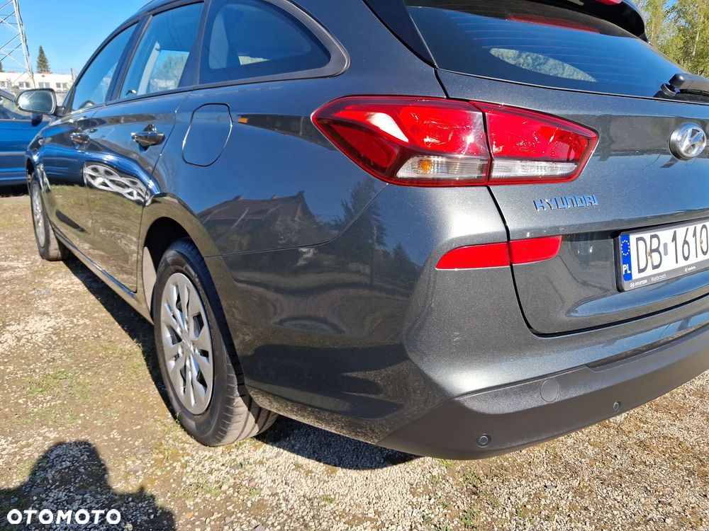 Hyundai i30 1.5 DPI Classic + - 29