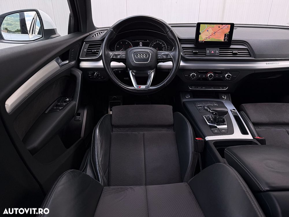 Audi Q5 2.0 40 TDI quattro S tronic Design - 24