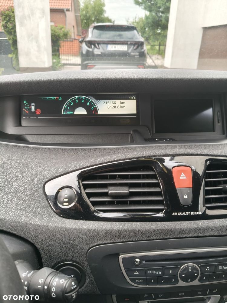 Renault Scenic - 8