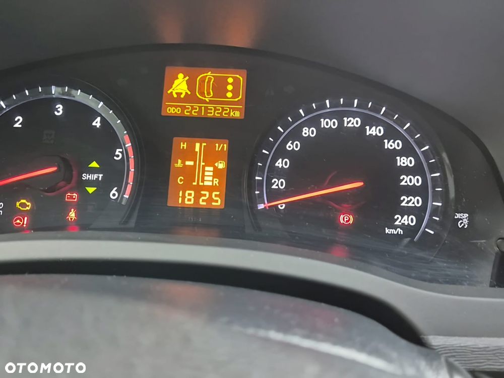 Toyota Avensis 2.0 D-4D Luna - 8