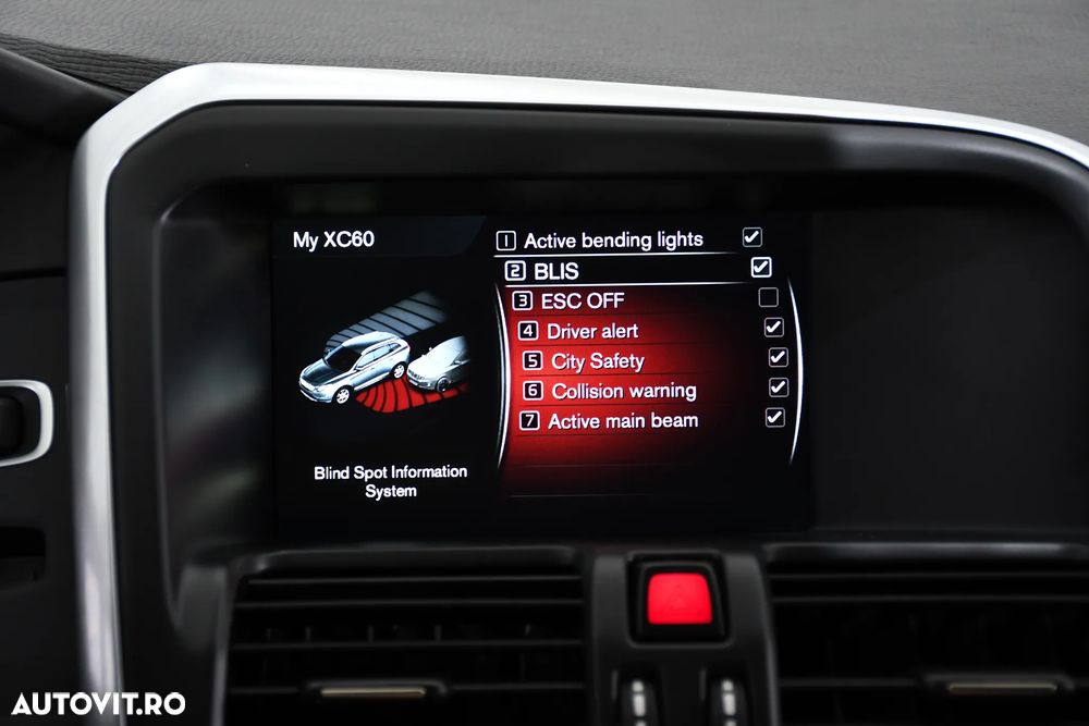 Volvo XC 60 - 25