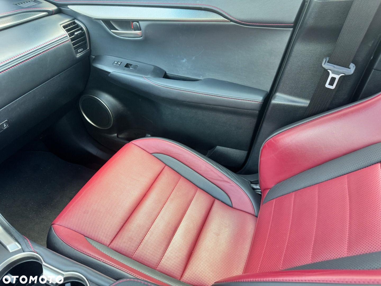 Lexus NX - 22