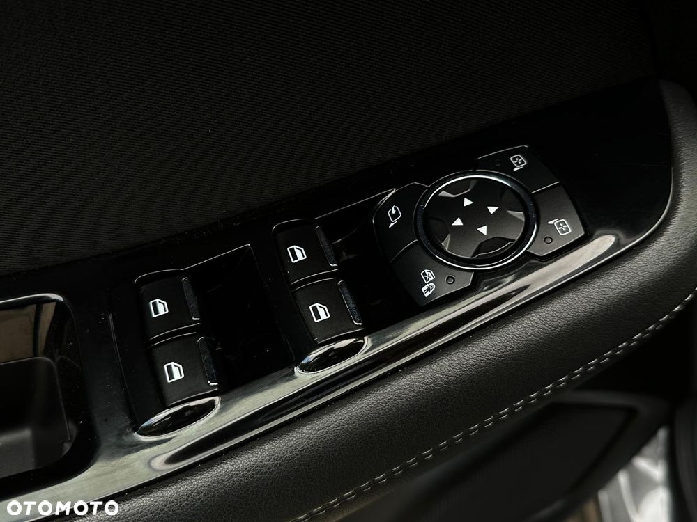 Ford S-Max 2.0 TDCi Bi-Turbo Titanium PowerShift - 31