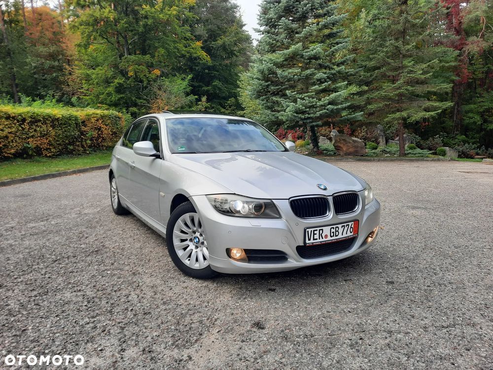 BMW Seria 3 320i Edition Exclusive - 6
