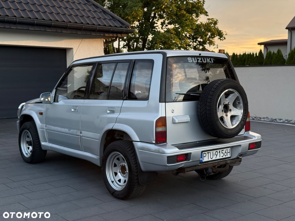 Suzuki Vitara 2.0 V6 Long - 10