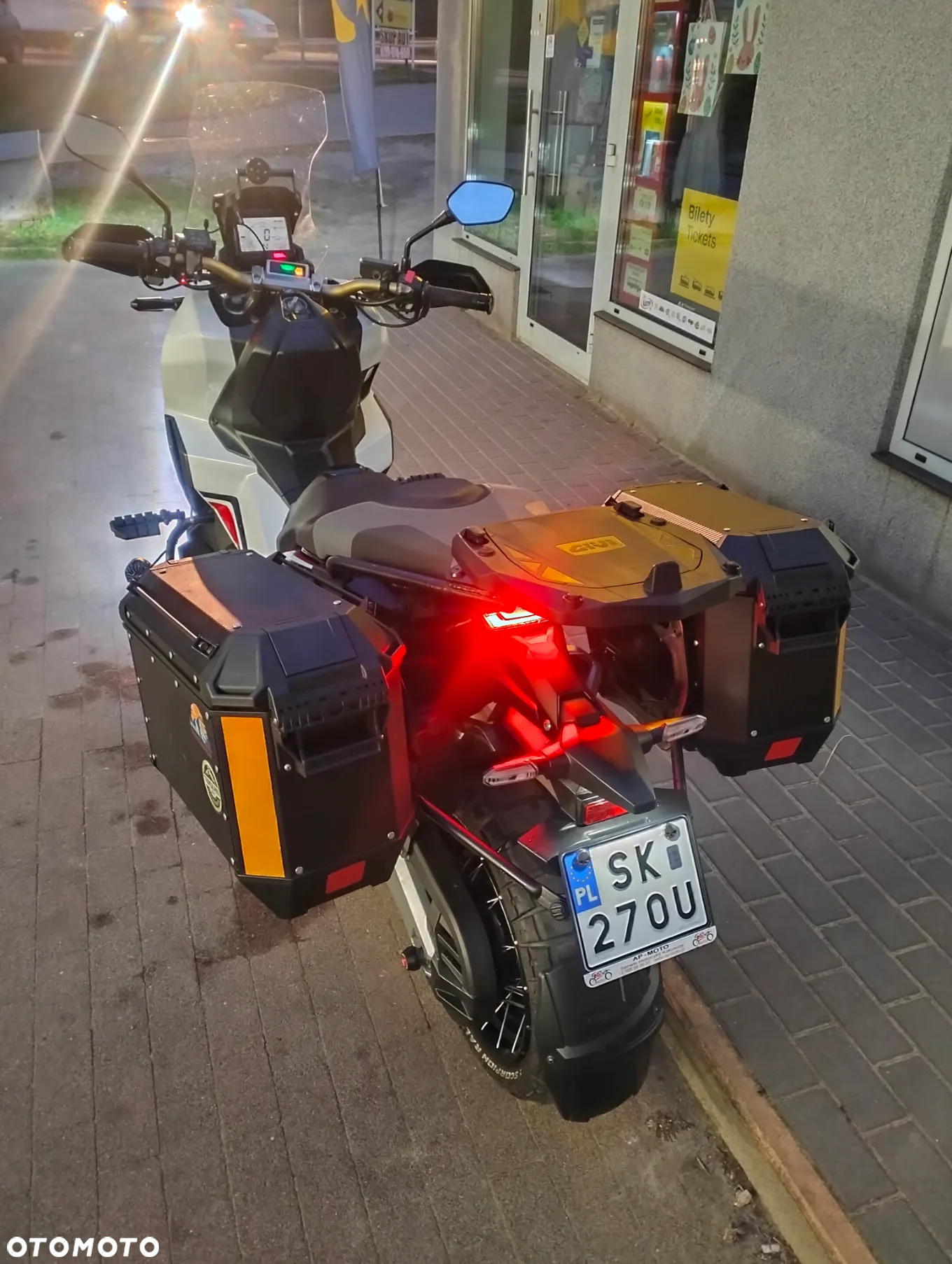 Honda X-ADV - 2