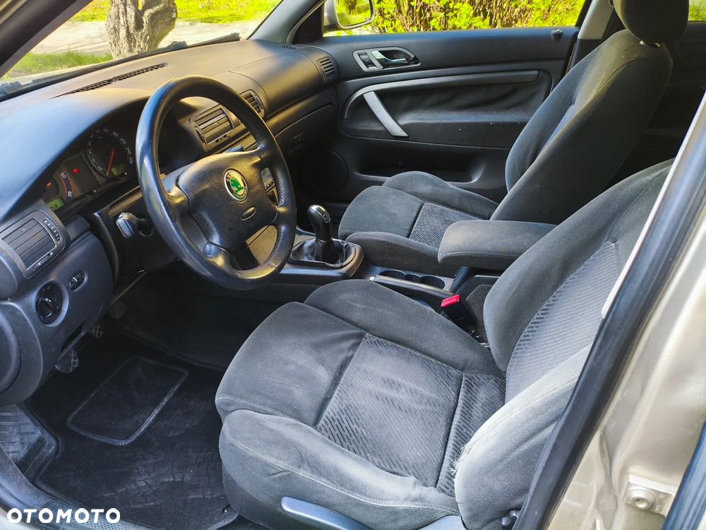 Skoda Superb 1.9 TDI Platinum - 8