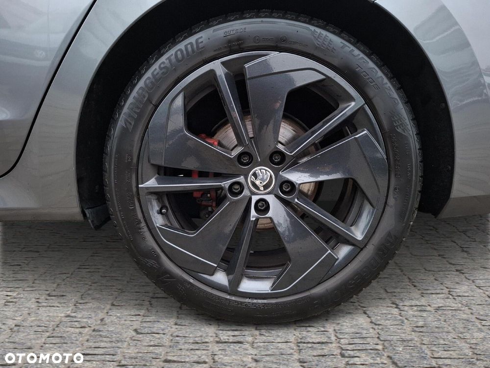 Skoda Octavia 2.0 TDI RS DSG - 16