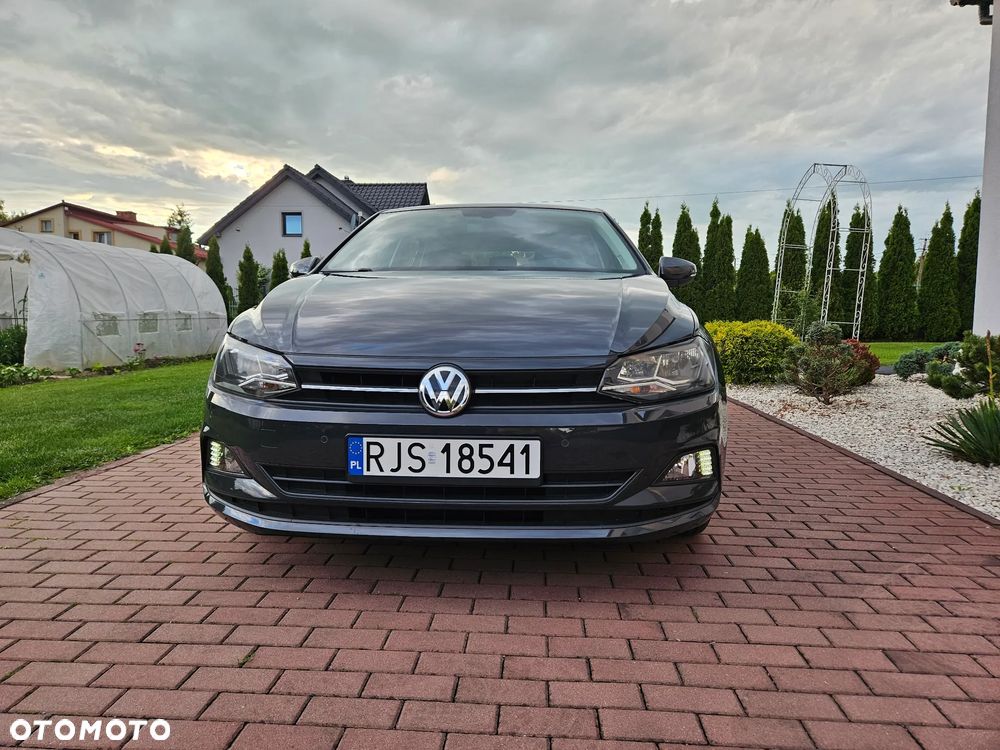 Volkswagen Polo - 8