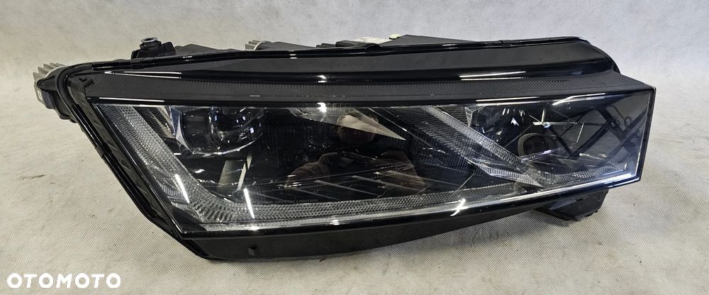 PRAWA LAMPA FULL LED SKODA OCTAVIA IV 5E4941016B - 1