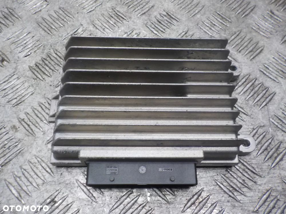 AUDI TT 8J WZMACNIACZ RADIA MODUŁ  8J0035223B - 1