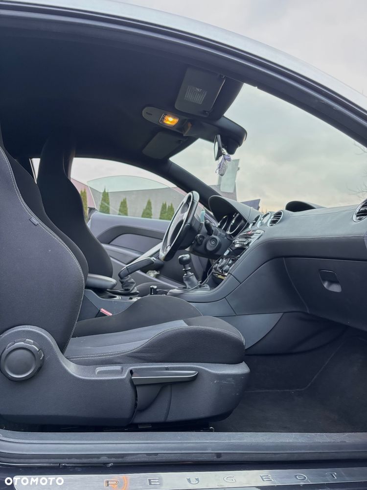 Peugeot RCZ - 5
