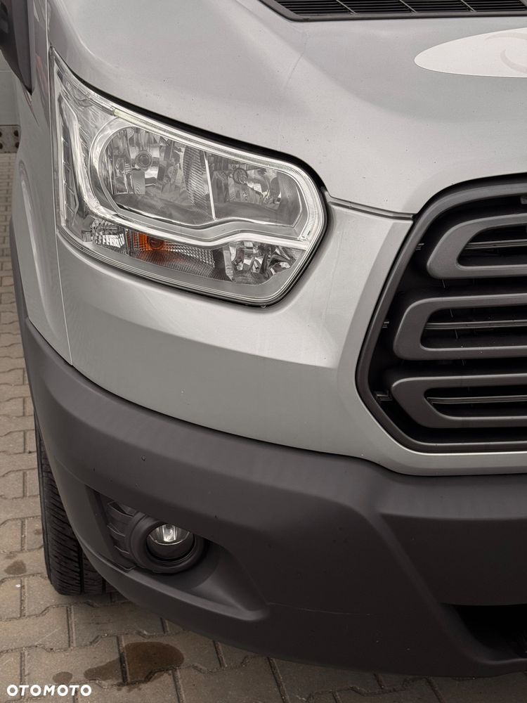 Ford TRANSIT - 11