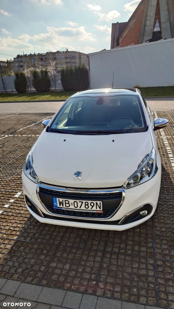 Peugeot 208 1.2 PureTech Allure - 1