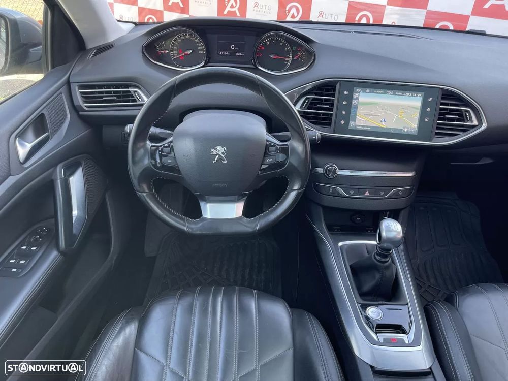 Peugeot 308 125 THP Allure - 10