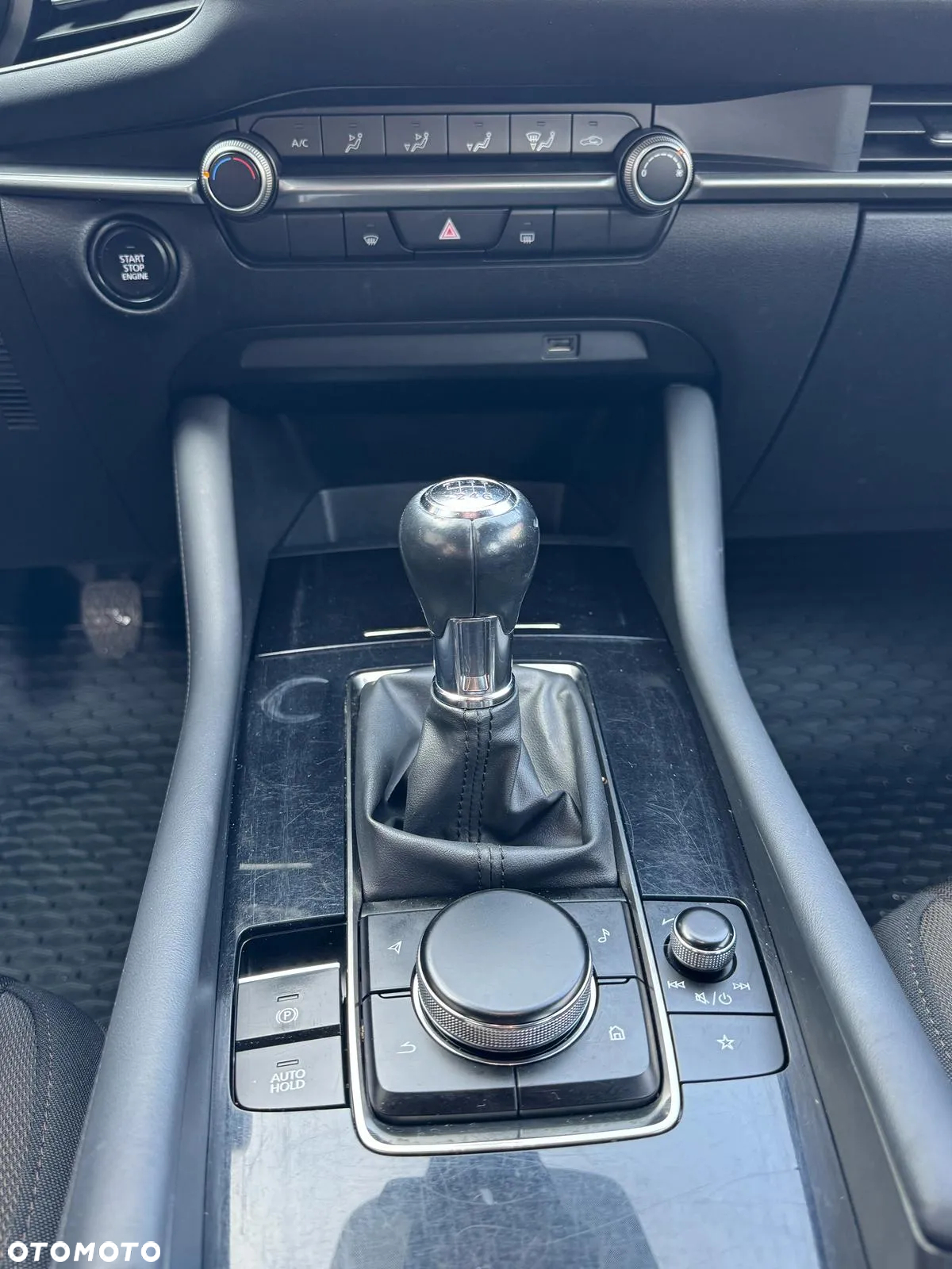 Mazda 3 - 14