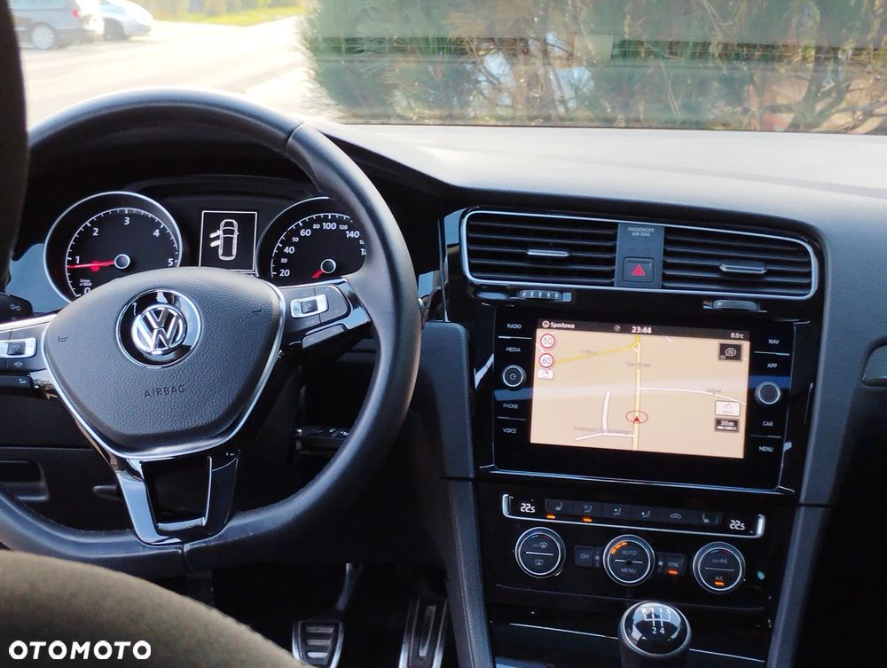 Volkswagen Golf VII 1.6 TDI BMT IQ Drive - 35