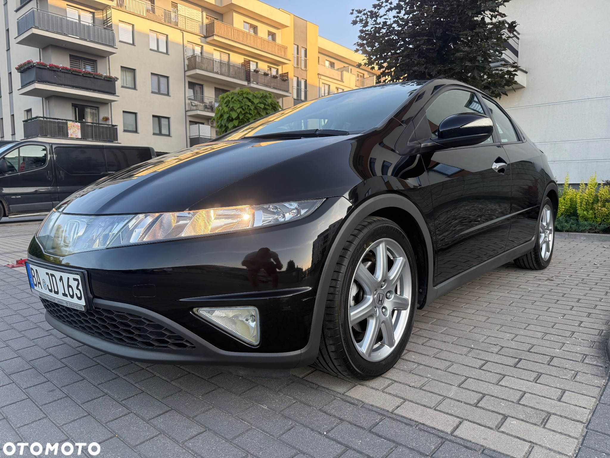 Honda Civic 1.8i-VTEC Comfort - 2