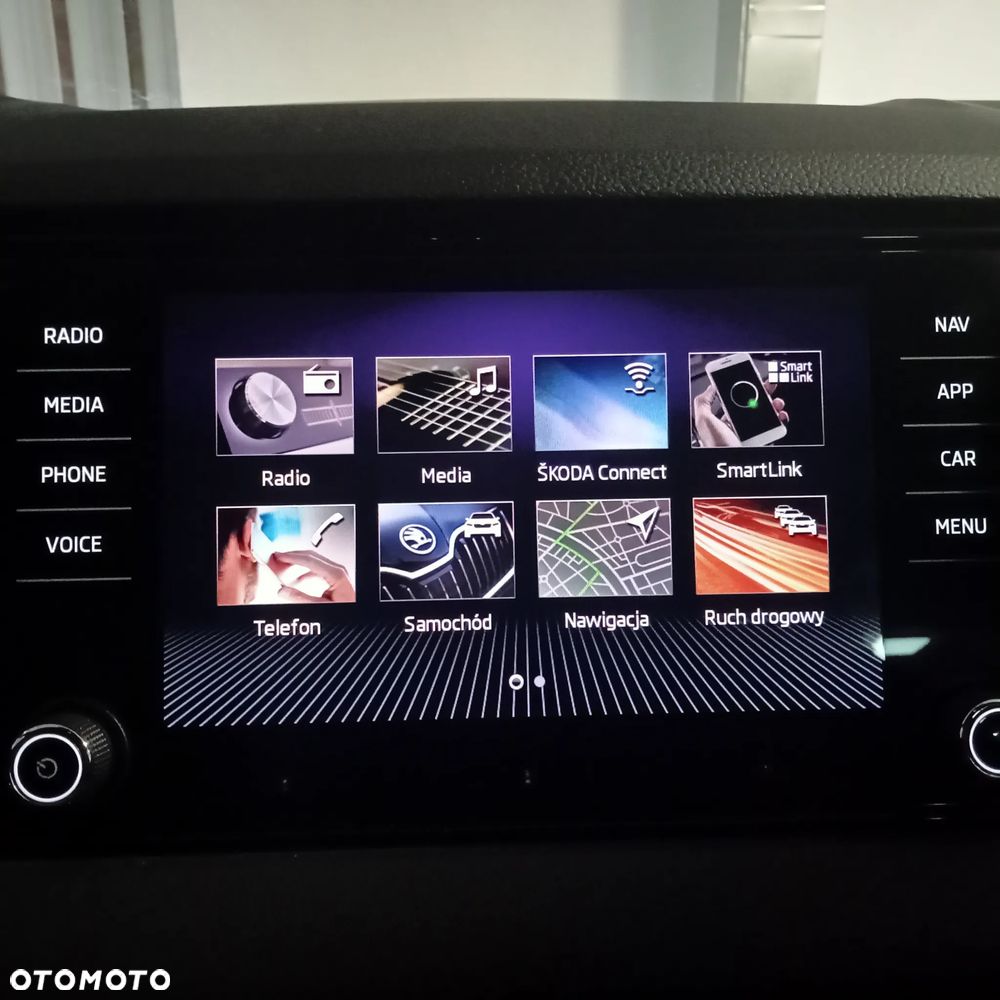 Skoda Karoq 2.0 TDI SCR 4x4 DSG Sportline - 26