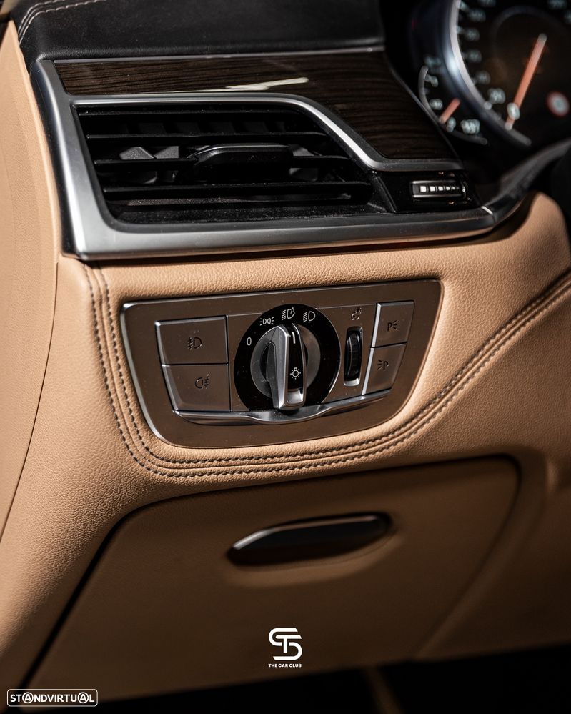 BMW 730 d - 25