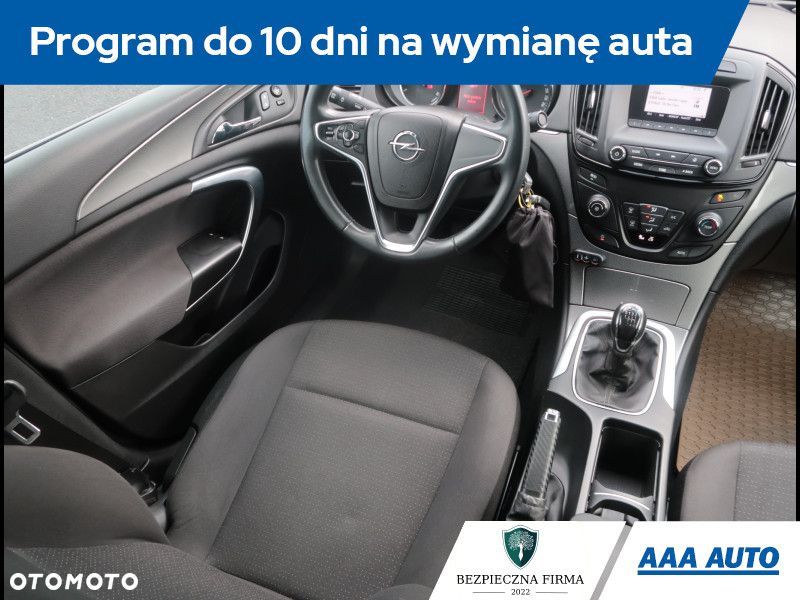 Opel Insignia - 8