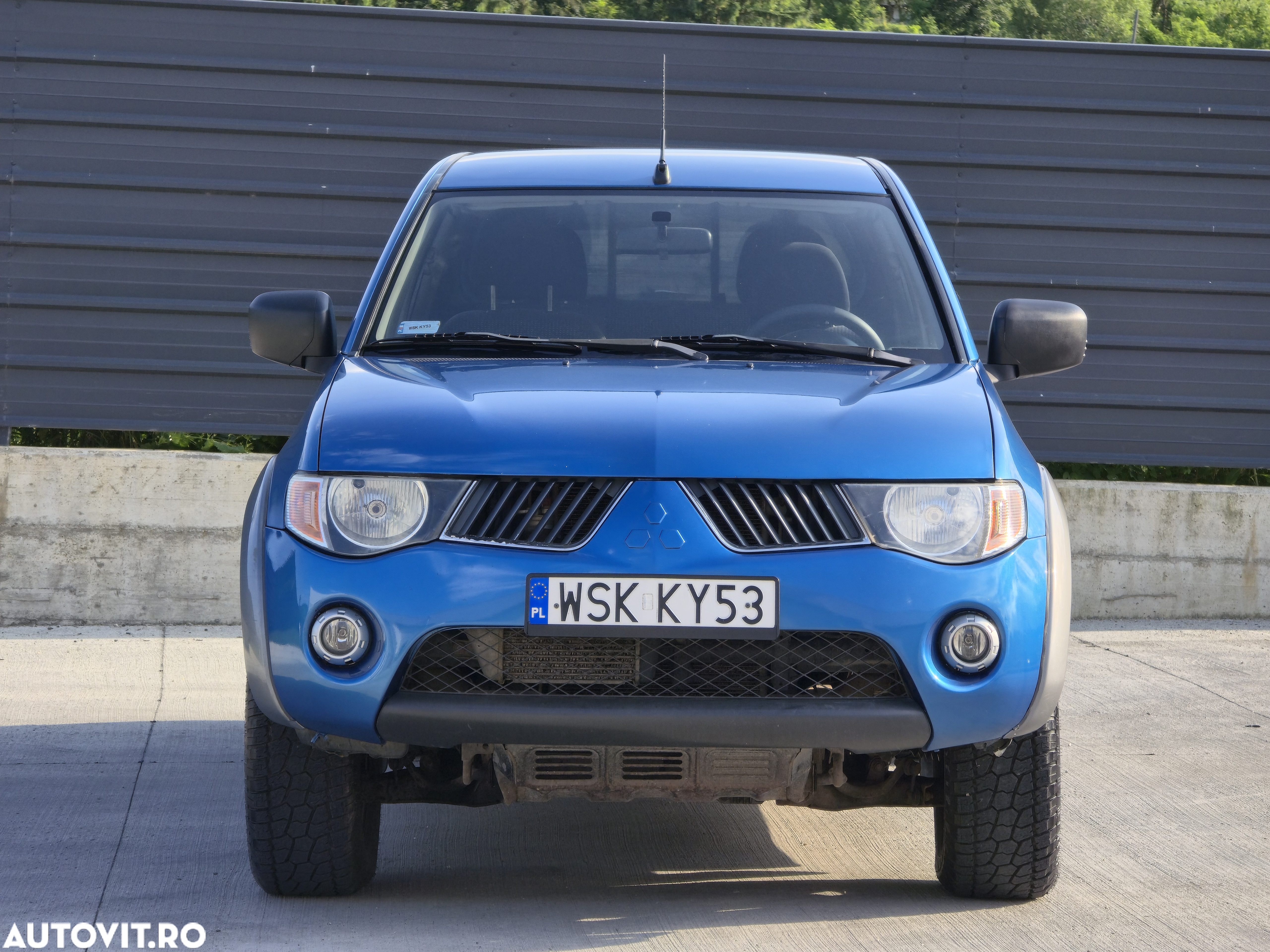 Mitsubishi L200 Pick Up 4x4 DPF Intense Double Cab - 11