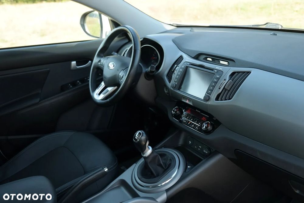 Kia Sportage 2.0 CRDI XL 2WD - 19