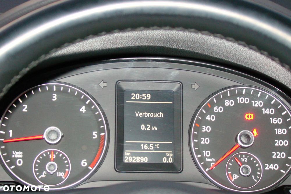 Volkswagen Touran 1.6 TDI DPF Life - 10