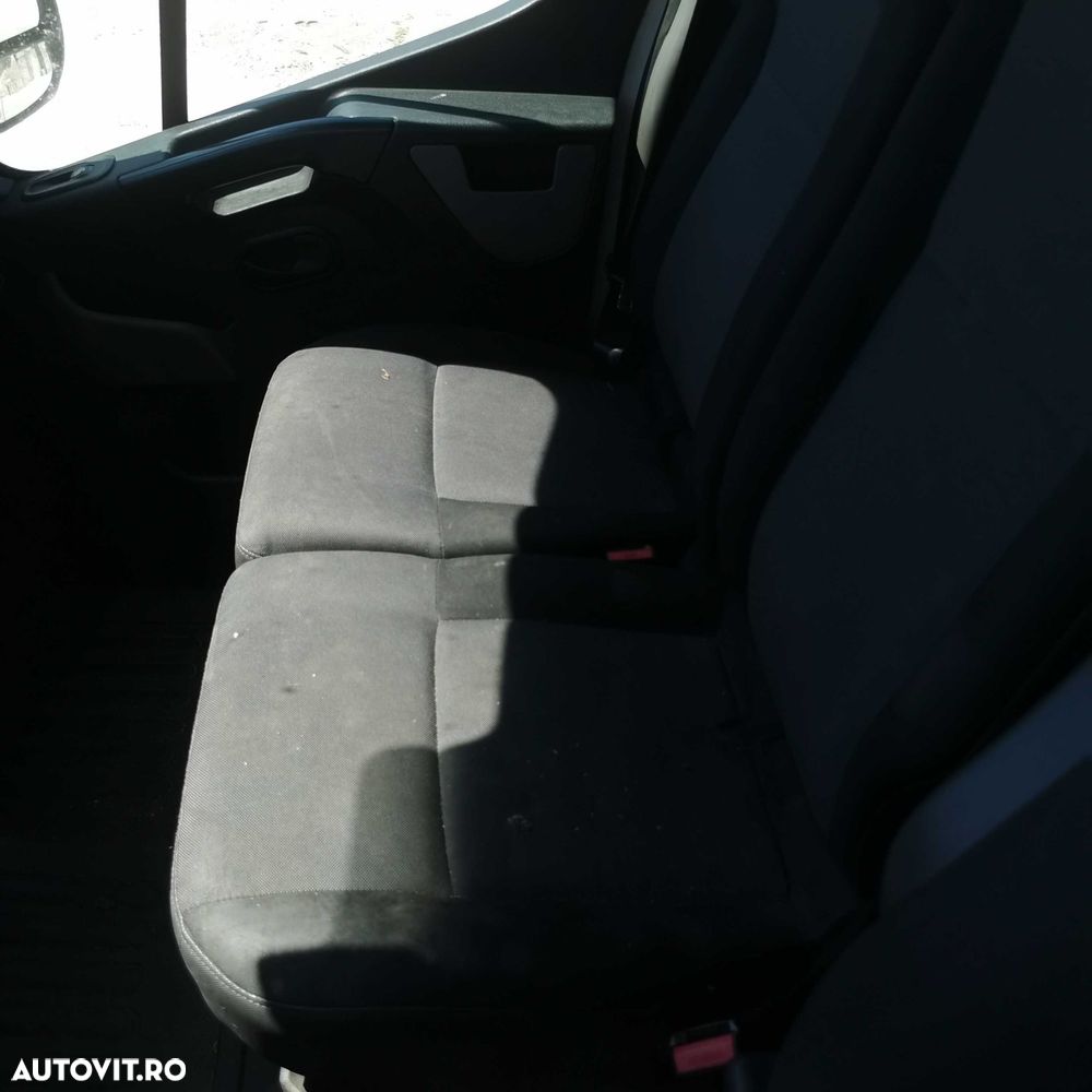 Dezmembrez Renault Master 2.3 euro 6 - 5