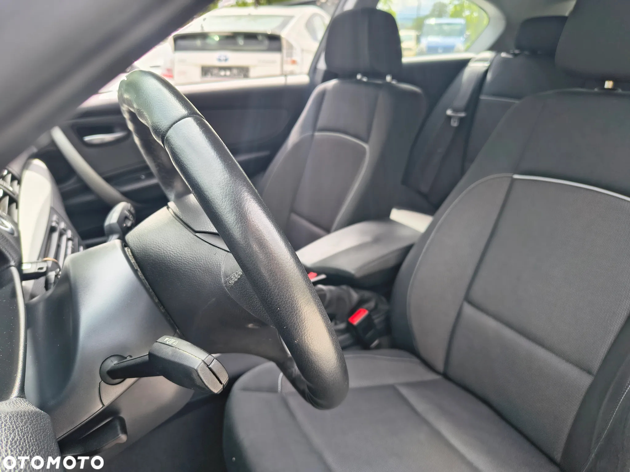 BMW Seria 1 118d DPF - 17
