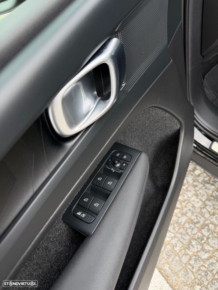 Volvo C40 Recharge Single Motor Plus - 38