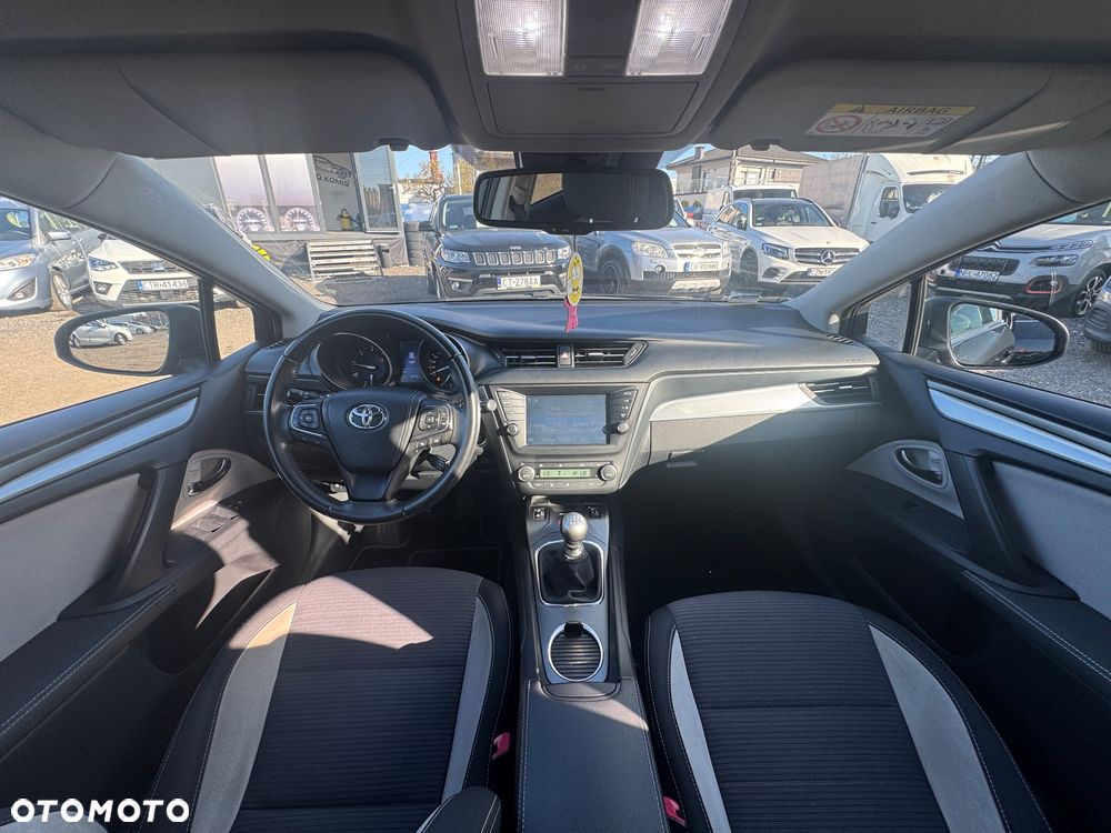 Toyota Avensis 2.0 D-4D Active Business - 7