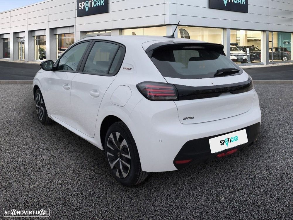 Peugeot 208 1.2 PureTech SE Style - 6