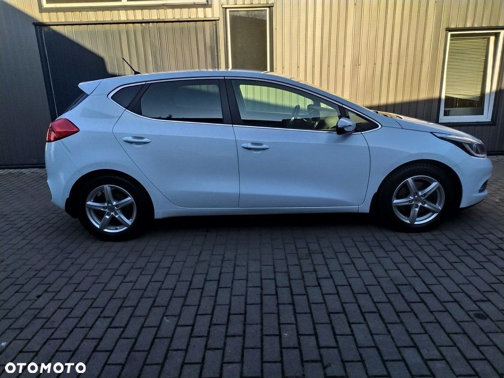 Kia Ceed 1.6 GDI L Business Line DCT - 8