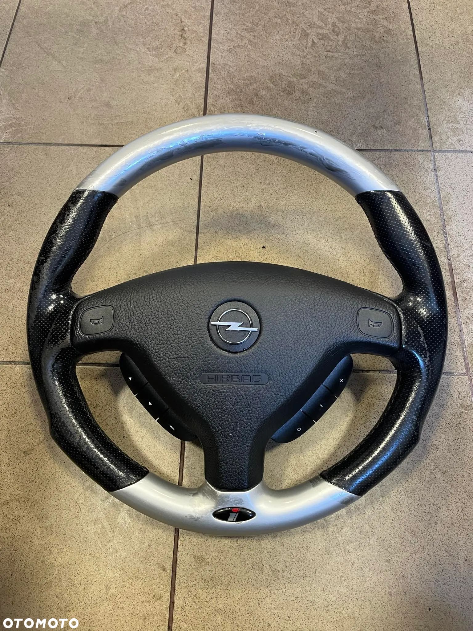 Kierownica skórzana  Irmscher OPC Astra G - 1