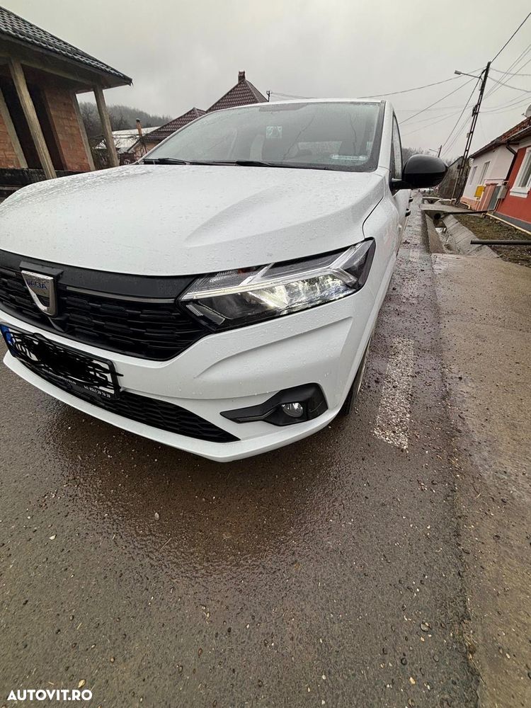 Dacia Logan TCe 90 MT5 Comfort - 1